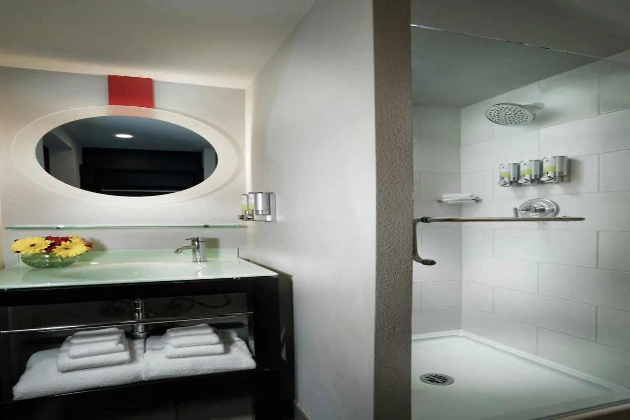 Staypineapple, Hotel Five, Downtown Seattle 3*,