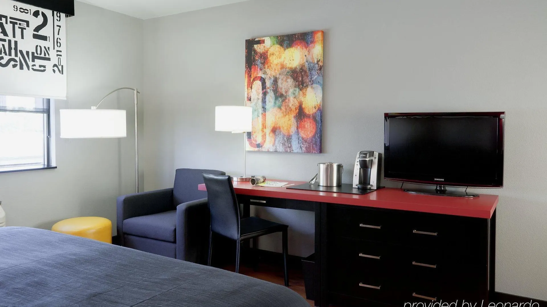 Staypineapple, Hotel Five, Downtown Seattle